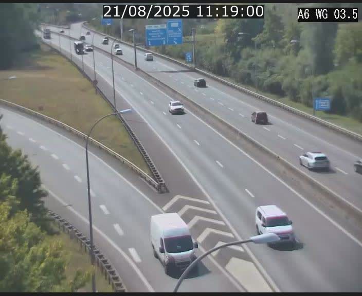 Traffic live webcam Luxembourg - Croix de Cessange - A6 - BK 3.5 - direction France/Allemagne