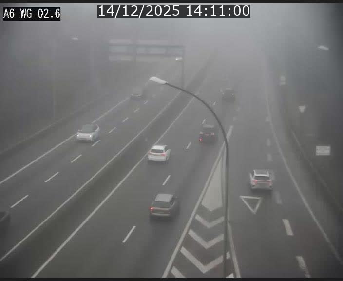 Traffic live webcam Luxembourg Croix de Cessange - A6 - BK 2.6 - direction France/Allemagne