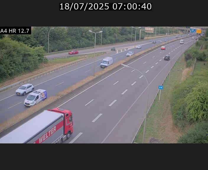 Traffic live webcam Luxembourg Esch sur Alzette - A4 - BK 12.7 - direction Esch-Belval