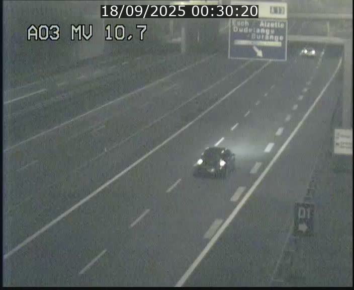 Traffic live webcam Luxembourg Croix de Bettembourg - A3 - BK 10.7 - direction France