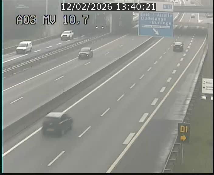 Traffic live webcam Luxembourg Croix de Bettembourg - A3 - BK 10.7 - direction France