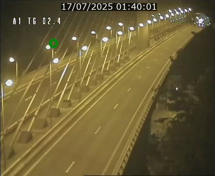 Traffic live webcam Luxembourg Sandweiler - A1 direction Luxembourg-ville - BK 2.4