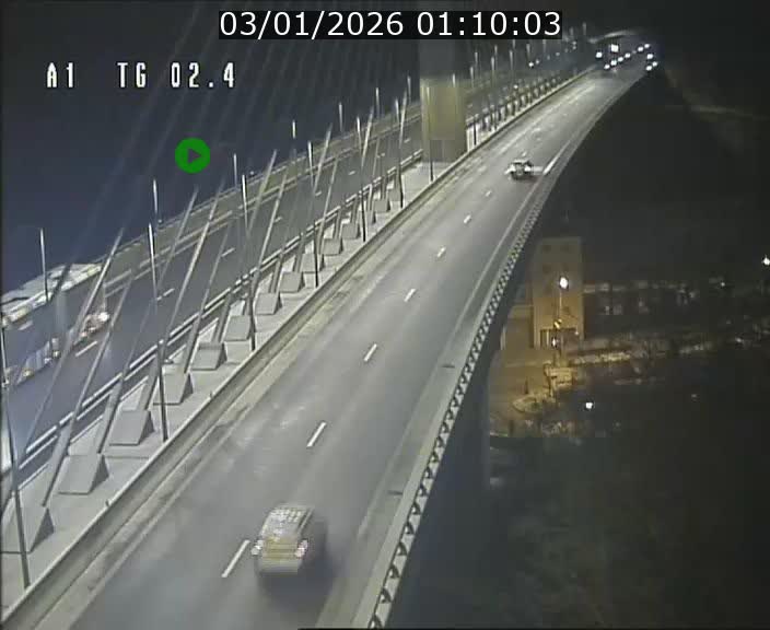 Traffic live webcam Luxembourg Sandweiler - A1 direction Luxembourg-ville - BK 2.4