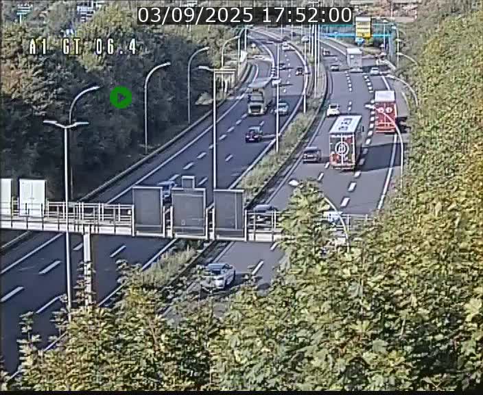 Traffic live webcam Luxembourg Hamm - A1 direction Sandweiler - BK 6.4