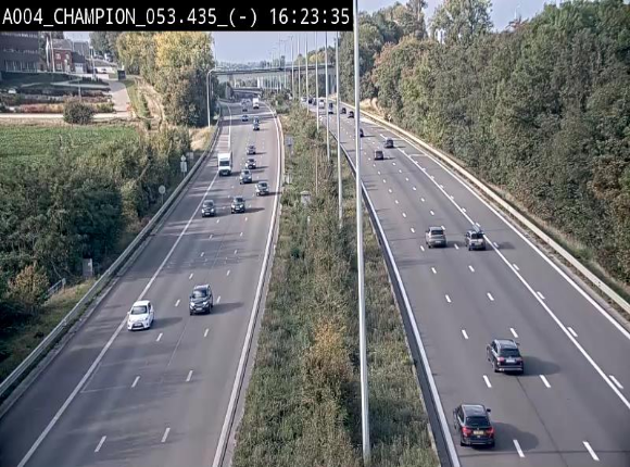 Webcam E411 à Champion, à proximité de Namur. Vue orientée vers Bruxelles