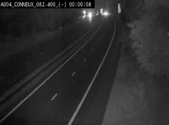 Webcam sur l'E411 avant les sorties 20 menant à Ciney, Dinant et Achêne. Vue orientée vers Namur