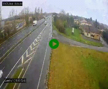 Vue en direct de l'autoroute A10 grâce à un drône situé au-dessus du péage de Virsac
