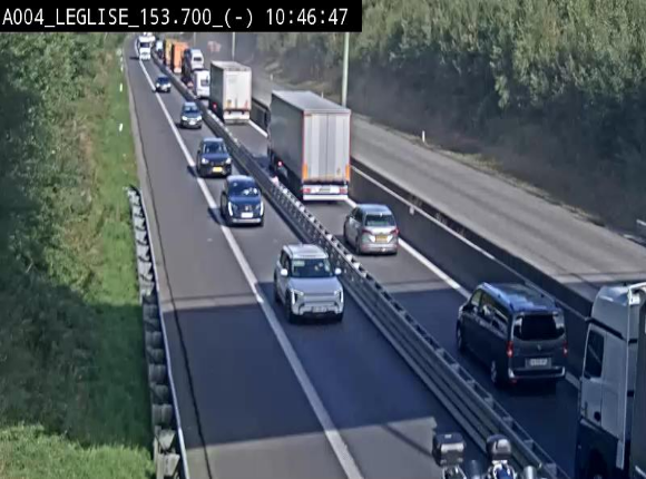 Webcam autoroute A4 (E411-E25) à Léglise, avant la jonction avec la N40. Vue orientée vers Bruxelles