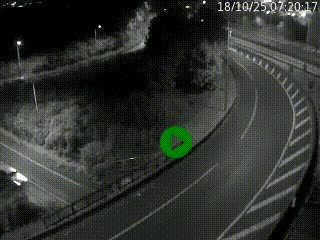 Caméra autoroute à la jonction entre l'A7 et la D301 (Boulevard urbain Sud de Lyon) à Feyzin, au sud de Lyon. Vue orientée vers Mions