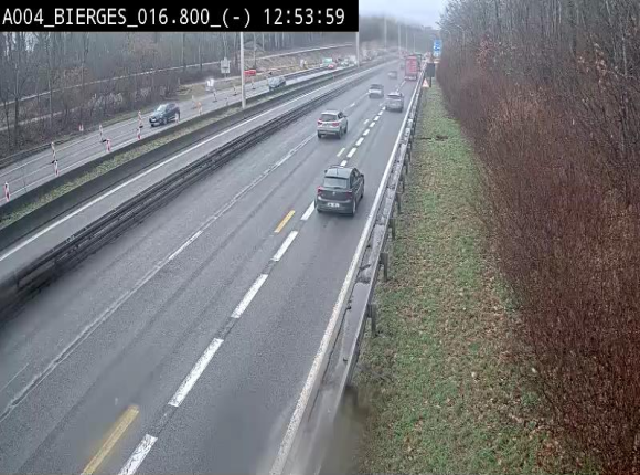 Webcam E411(A4) à Wavre, à hauteur de la sortie 5 Bierges. Vue orientée vers Bruxelles