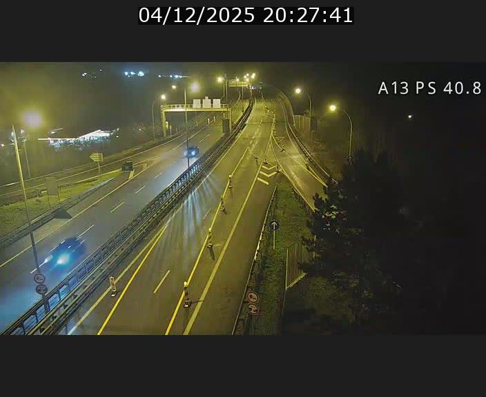 Webcam autoroute A13 à la sortie est du tunnel Markusbierg à Schengen. Vue sur le pont de la Moselle, vers l'Allemagne