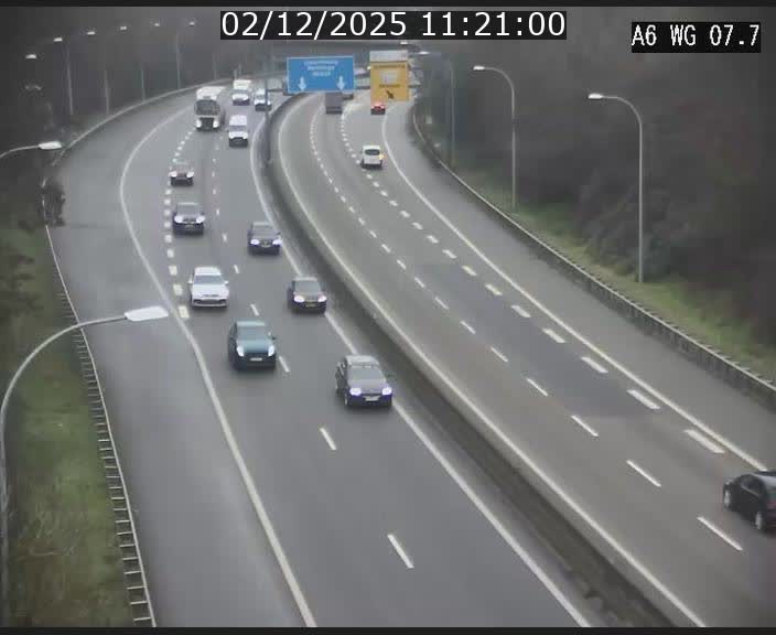 Traffic live webcam Luxembourg - Bridel - A6 - BK 7.7 - direction Belgique