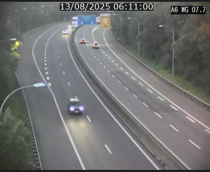Traffic live webcam Luxembourg - Bridel - A6 - BK 7.7 - direction Belgique