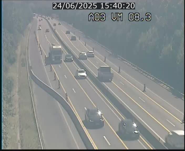 Traffic live webcam Luxembourg Bettembourg - A3 - BK 8.3 - direction France