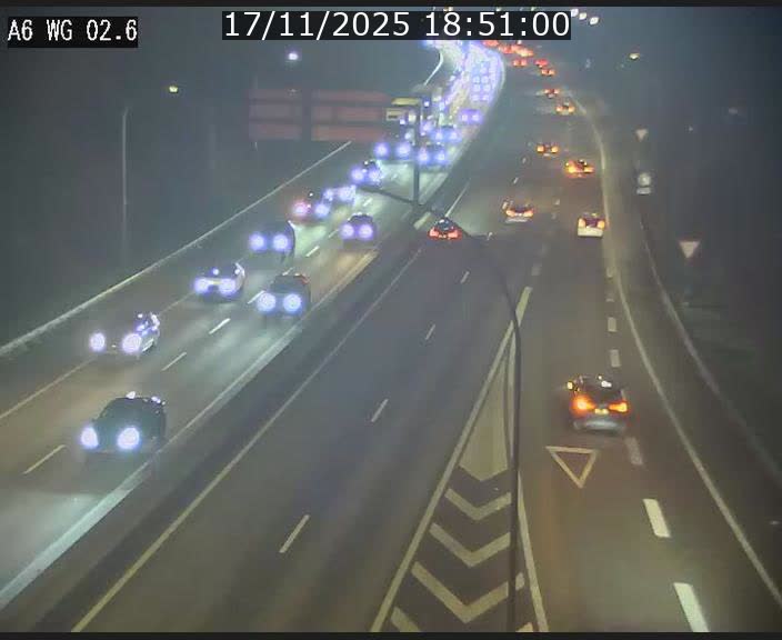 Traffic live webcam Luxembourg Croix de Cessange - A6 - BK 2.6 - direction France/Allemagne