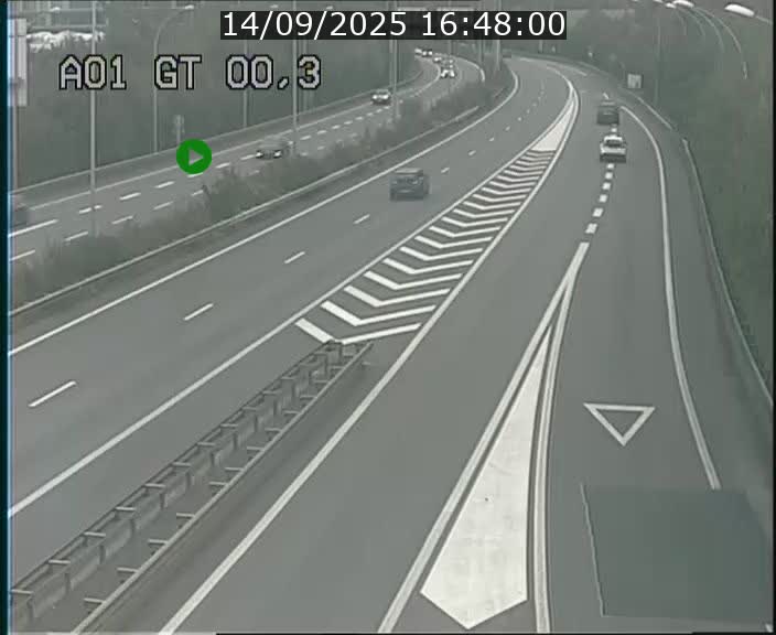 Traffic live webcam Luxembourg Croix de Gasperich - A1 direction Kirchberg - BK 0.3