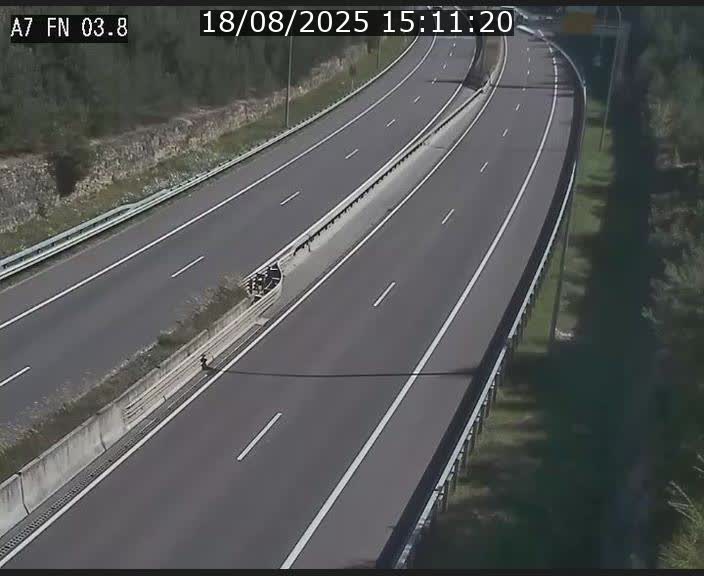 Caméra autoroute Luxembourg A7 - Passage à gibier Rëngelbour - direction Tunnel Stafelter