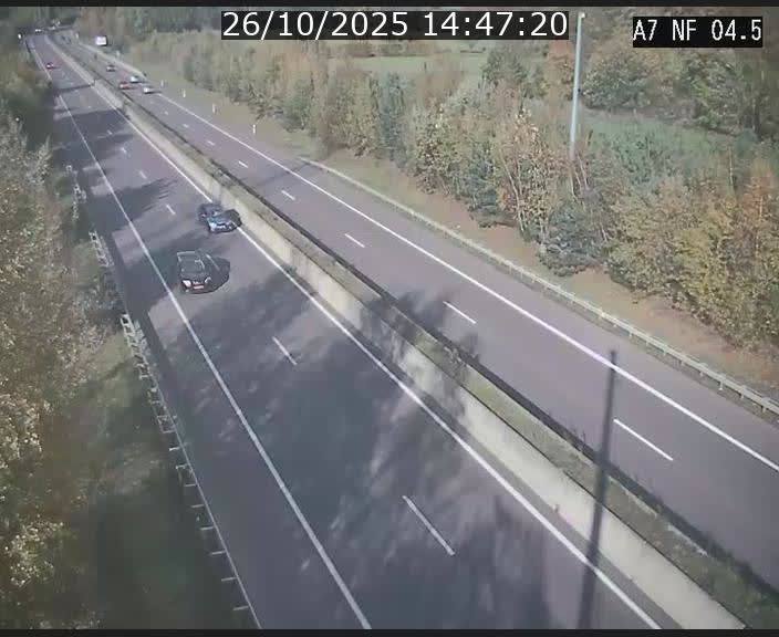 Caméra autoroute Luxembourg A7 - Passage à gibier Rëngelbour - direction Tunnel Grouft