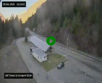 Webcam à l'entrée du tunnel du Somport, côté français, sur la N134, dans les Pyrénées, en direction de l'Espagne, à 1116 mètres d'altitude