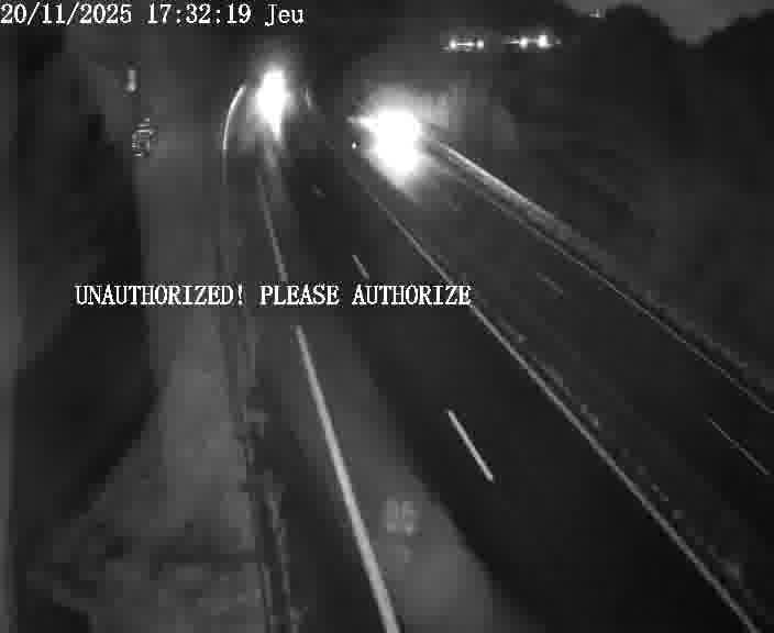 Webcam sur la D910 située dans la Côte des 4 vents. Vue orientée vers le bas, vers Saint-Avold.