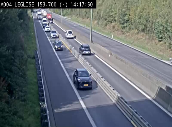 Webcam autoroute A4 (E411-E25) à Léglise, avant la jonction avec la N40. Vue orientée vers Bruxelles
