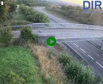 Webcam sur A84 à hauteur de Pont-Farcy, au niveau du pont autoroutier sur la Vire, au sud de Saint-Lô