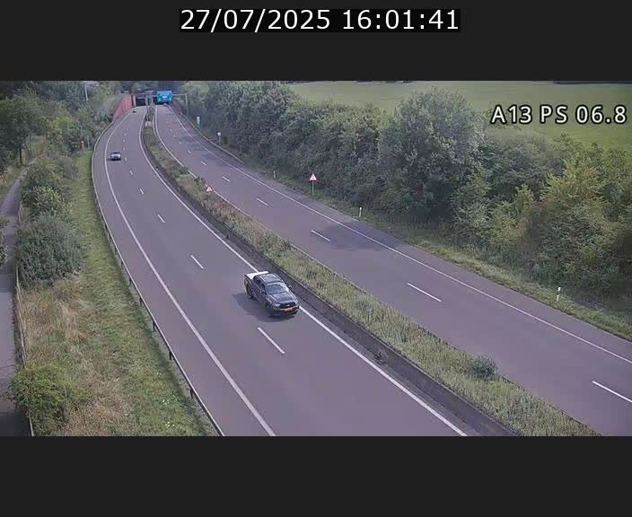 Traffic live webcam Luxembourg Ehlerange - A13 direction Esch-sur-Alzette - BK 6.8