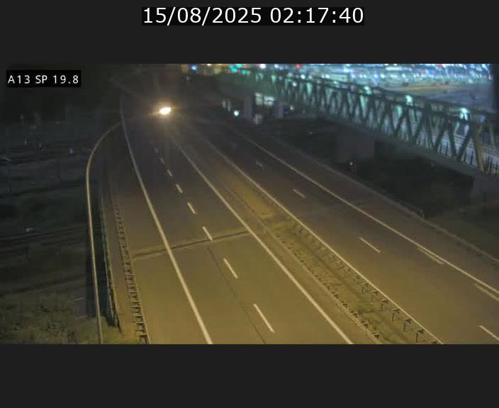 Traffic live webcam Luxembourg Croix de Bettembourg - A13 direction Esch-sur-Alzette - BK 19.8