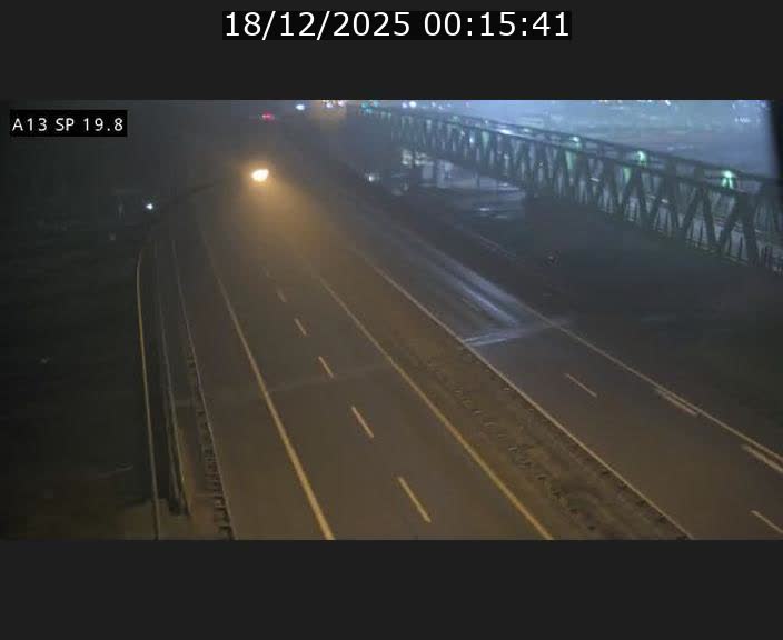 Traffic live webcam Luxembourg Croix de Bettembourg - A13 direction Esch-sur-Alzette - BK 19.8