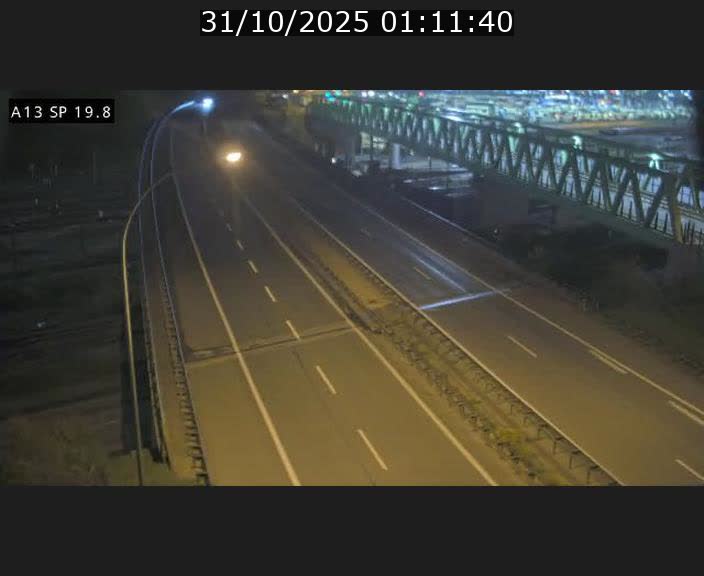 Traffic live webcam Luxembourg Croix de Bettembourg - A13 direction Esch-sur-Alzette - BK 19.8