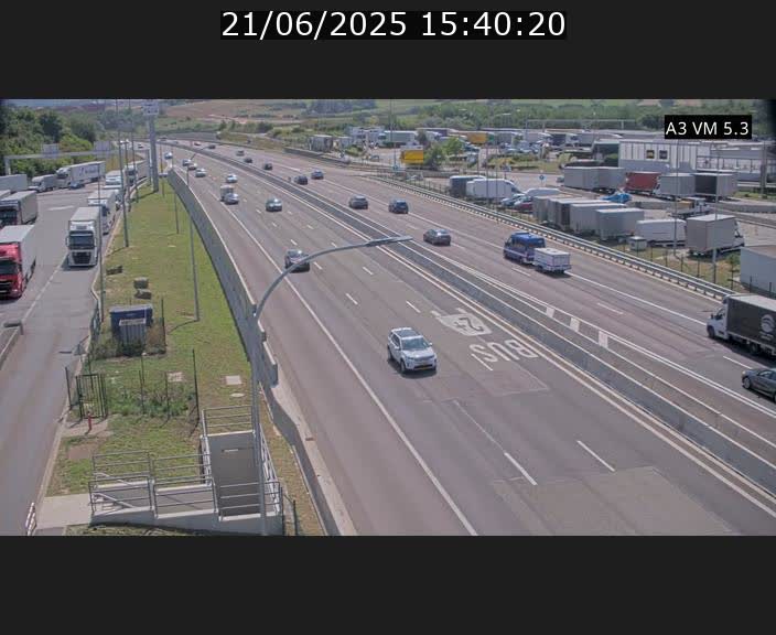 Traffic live webcam Luxembourg Aire de Berchem - A3 - BK 5 - direction France