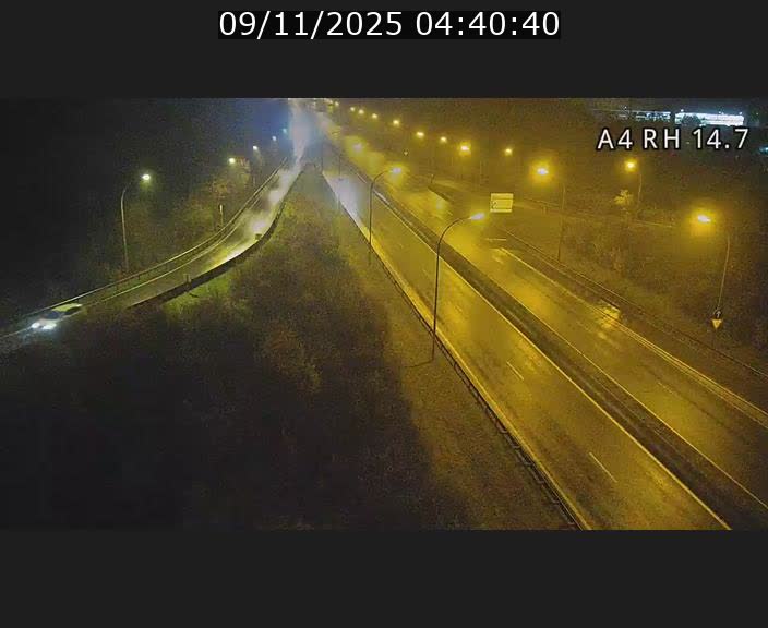 Traffic live webcam Luxembourg Jonction Lankelz - A4 - BK 14.7 - direction Luxembourg