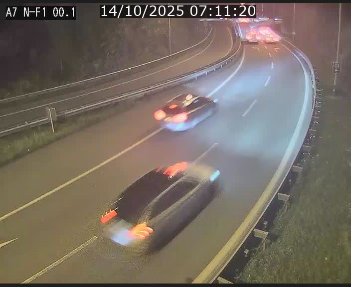 Webcam autoroute Luxembourg A7 située dans la sortie 1 Waldhof, vers la N11, avant le Tunnel Stafelter