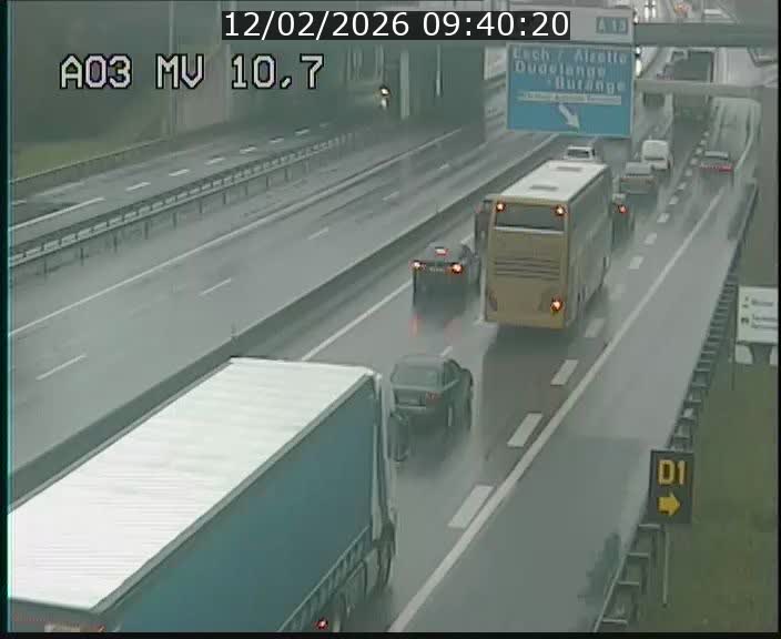 Traffic live webcam Luxembourg Croix de Bettembourg - A3 - BK 10.7 - direction France