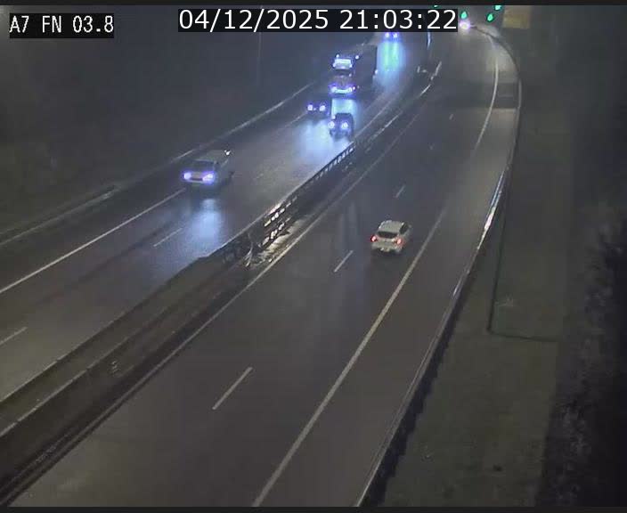 Caméra autoroute Luxembourg A7 - Passage à gibier Rëngelbour - direction Tunnel Stafelter