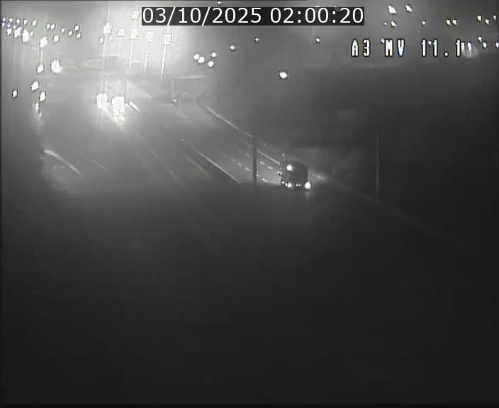 Traffic live webcam Luxembourg Croix de Bettembourg A3 - BK 11.1 - direction Luxembourg-ville