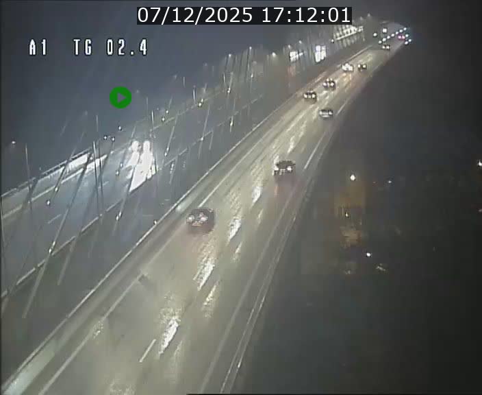 Traffic live webcam Luxembourg Sandweiler - A1 direction Luxembourg-ville - BK 2.4