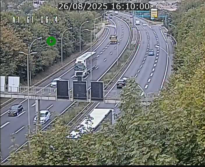 Traffic live webcam Luxembourg Hamm - A1 direction Sandweiler - BK 6.4