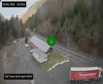 Webcam à l'entrée du tunnel du Somport, côté français, sur la N134, dans les Pyrénées, en direction de l'Espagne, à 1116 mètres d'altitude