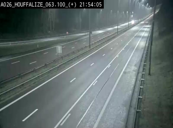 Webcam autoroute des Ardennes (E25/A26) à hauteur d'Houffalize. Vue orientée vers Baraque de Fraiture