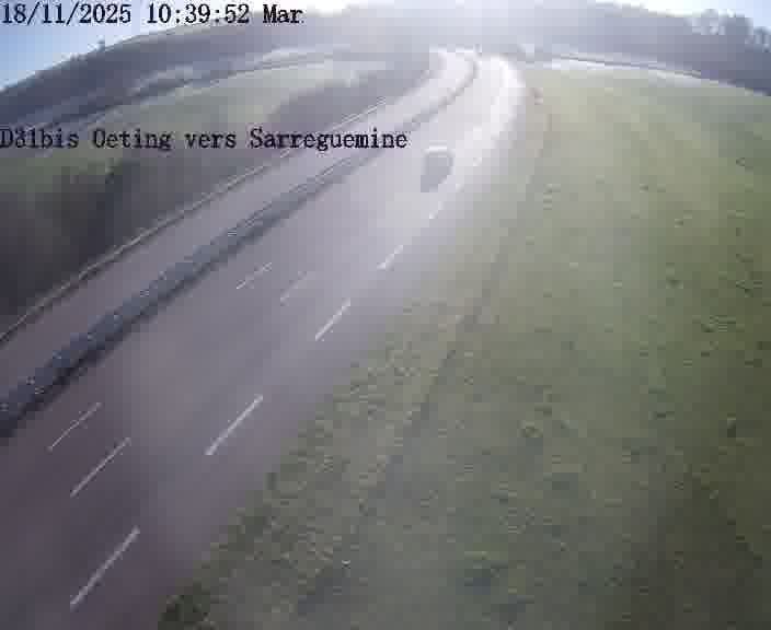 Webcam installée le long de D31bis (France) à Oeting, pointée vers Sarreguemines, utile pour suivre précisément les conditions de trafic.
