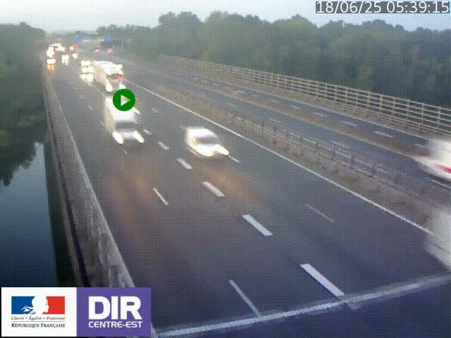 Caméra trafic à la jonction entre l'A46 (Rocade-est de Lyon) et l'A42 à hauteur de Vault-en-Velin en direction de Marseille