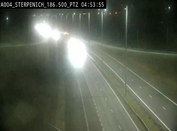 Webcam E411 à Sterpenich en Belgique près de la frontière du Luxembourg. Vue orientée vers Bruxelles