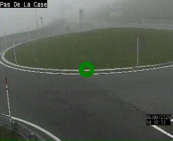 Webcam sur la N22 au niveau du poste frontière entre la France et Andorre à proximité de Pas de la Case à plus de 2000 mètres d'altitude