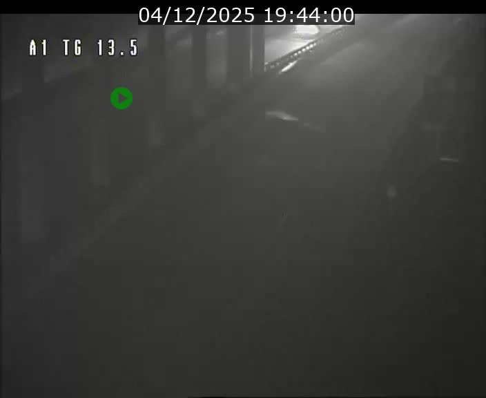 Traffic live webcam Luxembourg Senningen - A1 direction Luxembourg - BK 13.5