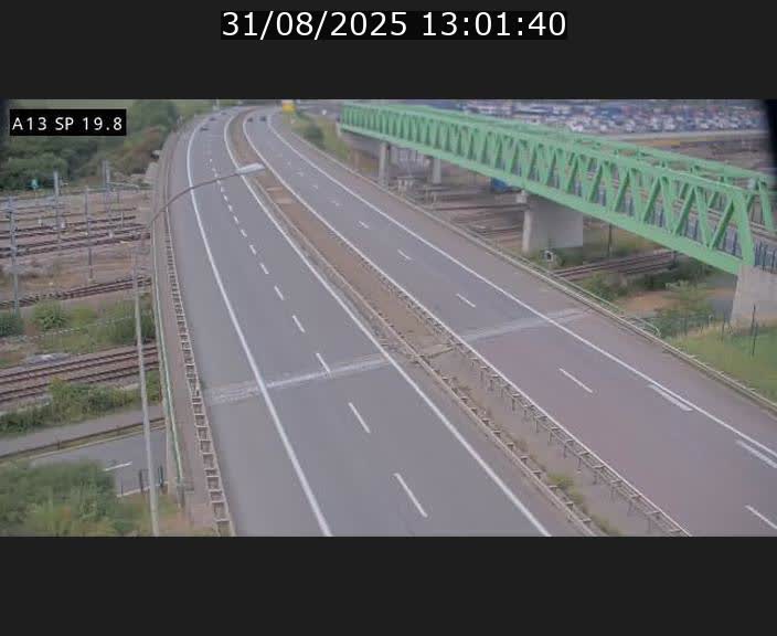 Traffic live webcam Luxembourg Croix de Bettembourg - A13 direction Esch-sur-Alzette - BK 19.8