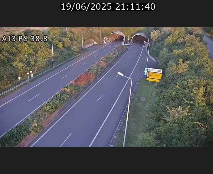 Webcam autoroute A13 à l'entrée ouest du tunnel Markusbierg à Schengen. Vue orientée vers Mondorf-les-Bains