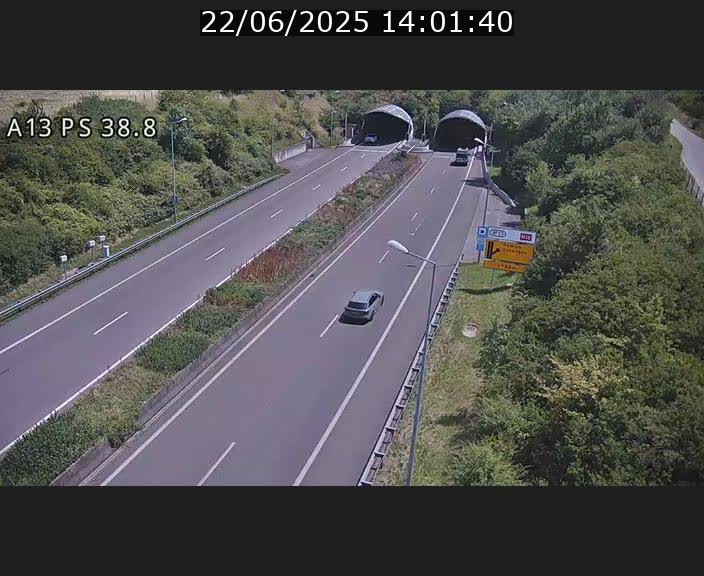 Webcam autoroute A13 à l'entrée ouest du tunnel Markusbierg à Schengen. Vue orientée vers Mondorf-les-Bains