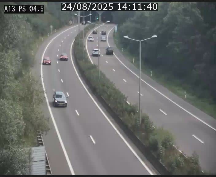 Traffic live webcam Luxembourg Differdange - A13 direction Esch-sur-Alzette - BK 4.5
