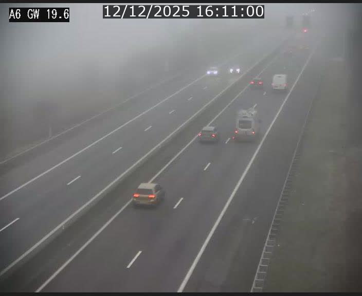Traffic live webcam Luxembourg - Steinfort - A6 - BK 19.6 - direction Belgique